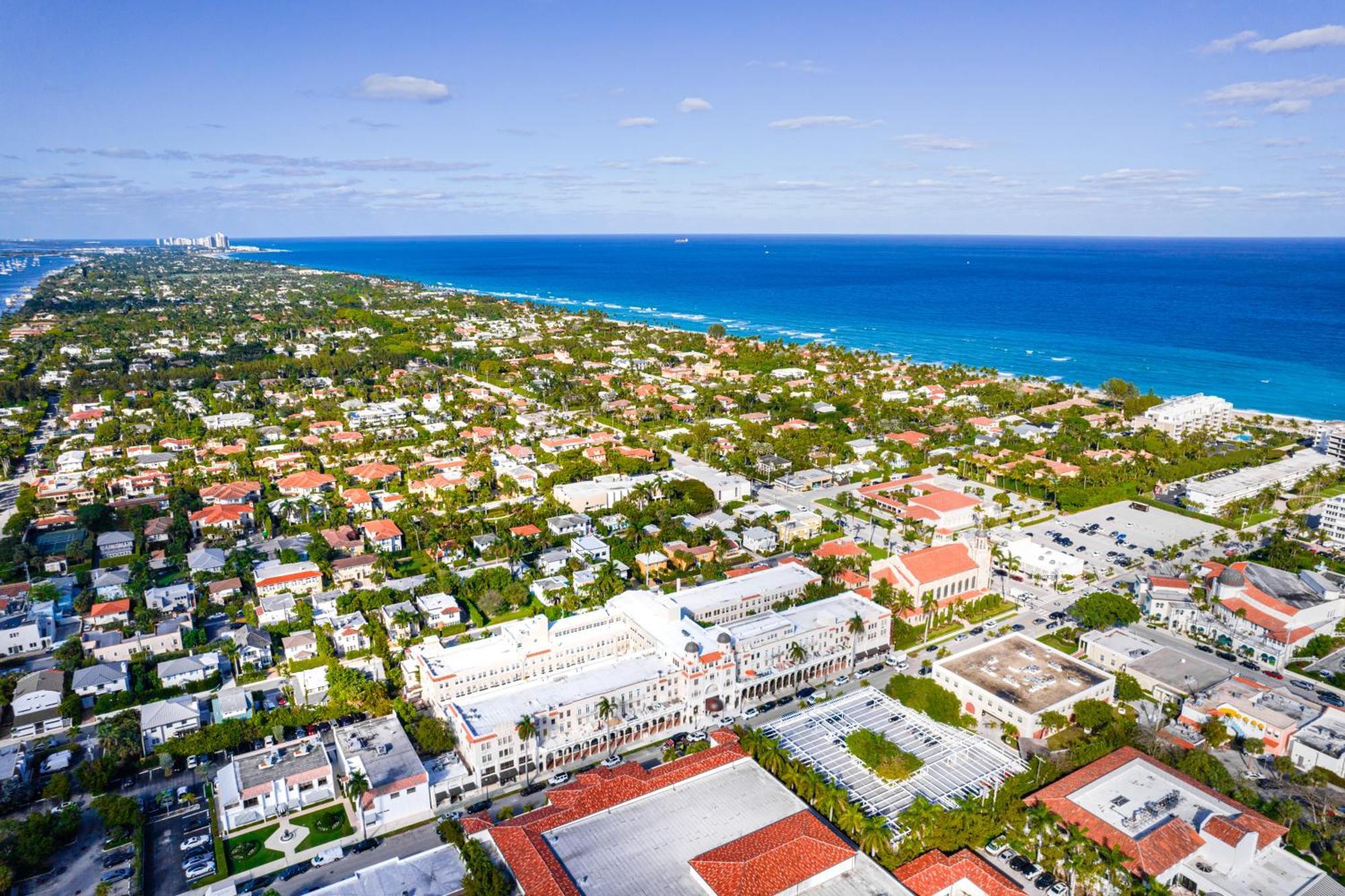 Palm Beach Hotel & Sunrise Cottage Room photo